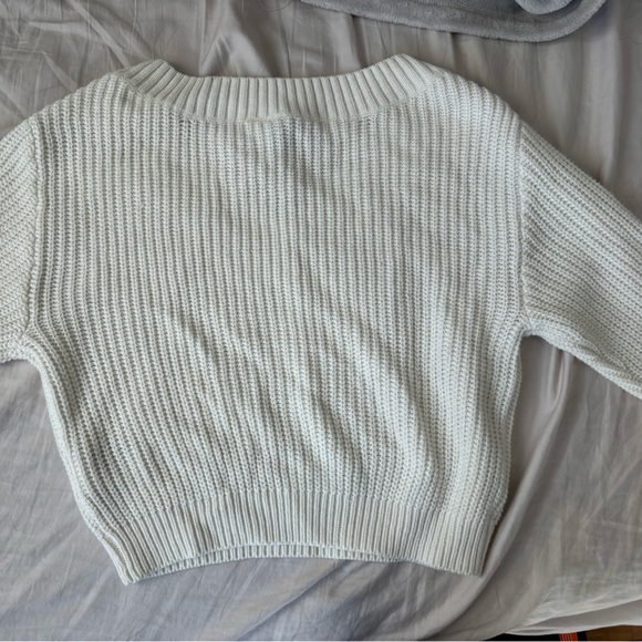 White knit sweater H&M size small - Picture 2 of 3
